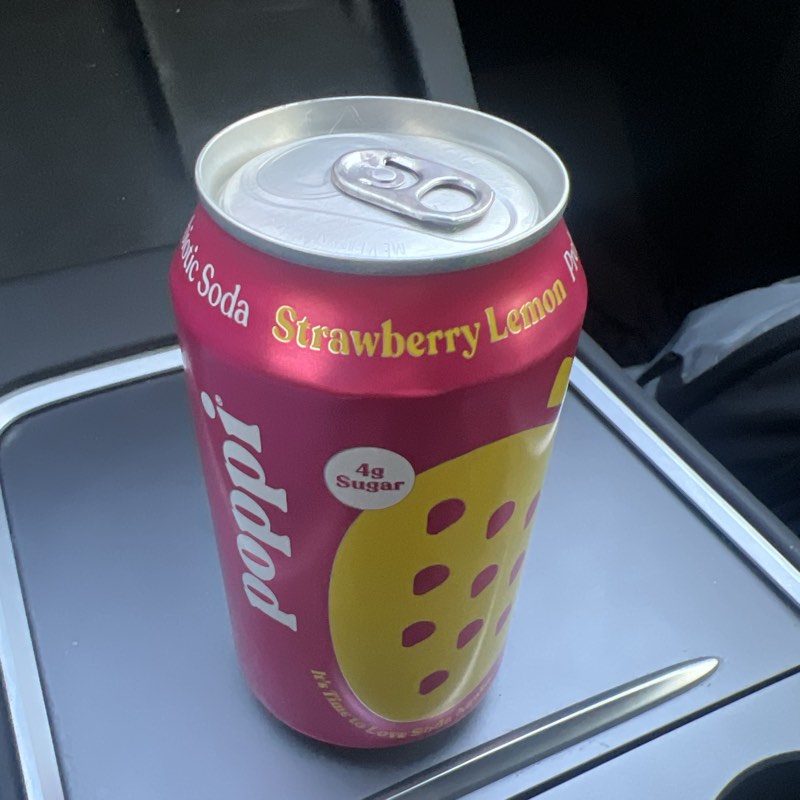 poppi Strawberry Lemon Probiotic Soda